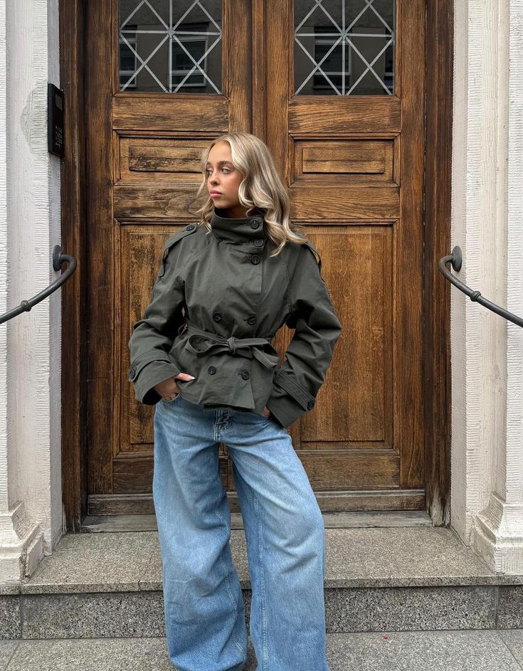 Women's cropped trench jacket with stand collar, button front and tie belt
