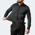 Men's long-sleeve button-front shirt with pointed collar and fitted cut