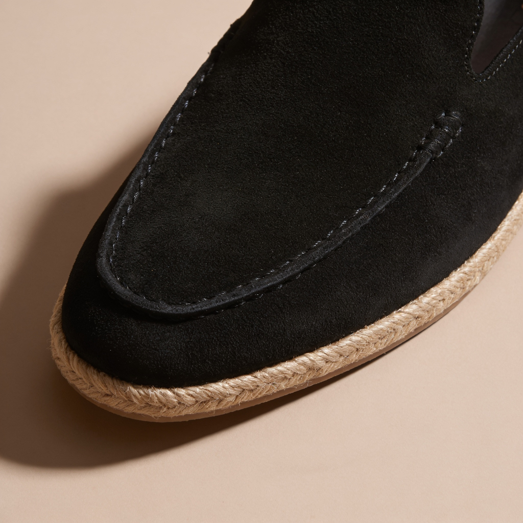 Men's plain espadrille loafers with round toes and braided sole trim