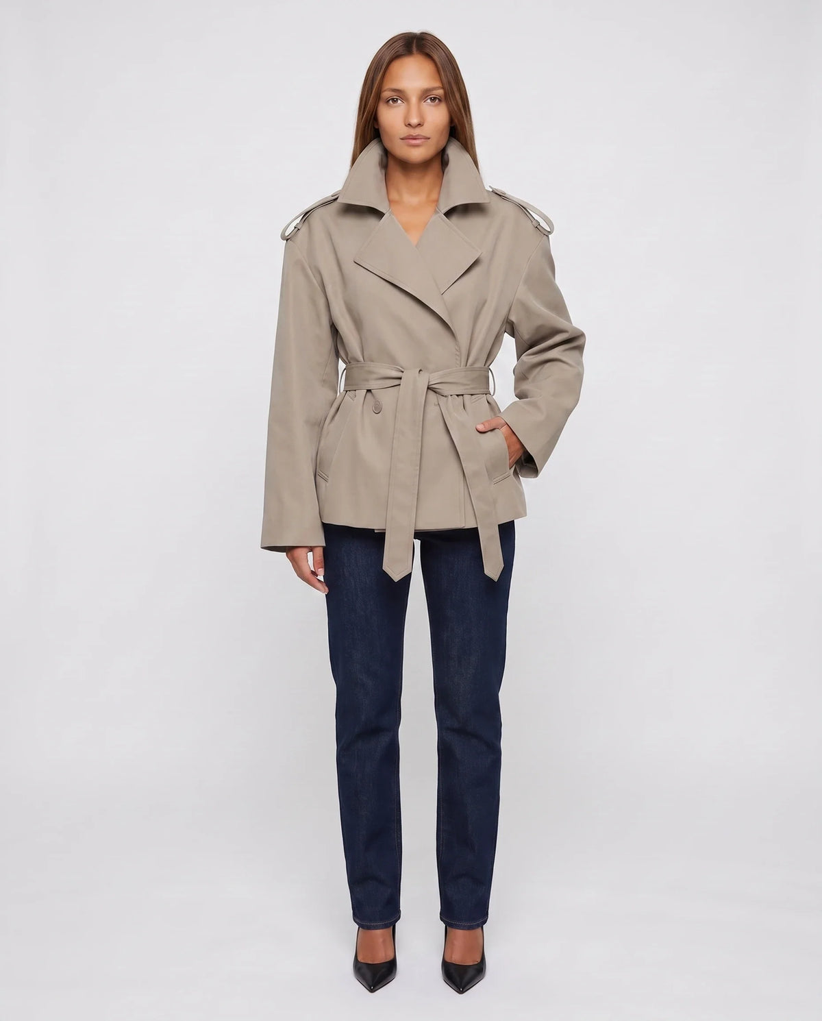 Women's oversized cropped trench jacket with wide lapels and tie belt