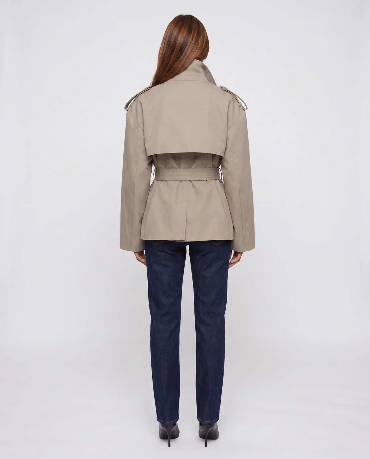 Women's oversized cropped trench jacket with wide lapels and tie belt