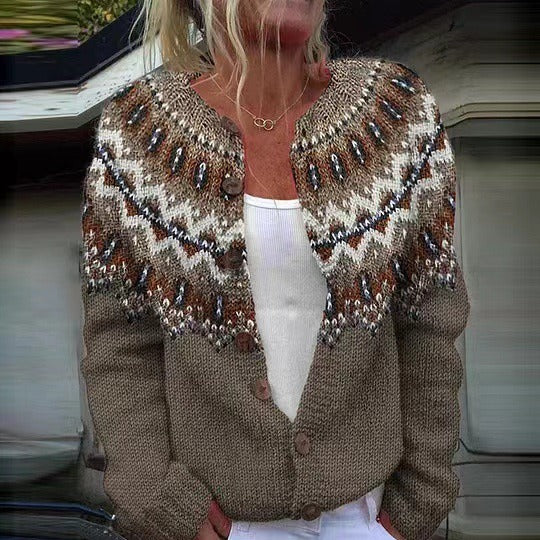 Women's Fair Isle patterned cardigan with long sleeves and button front
